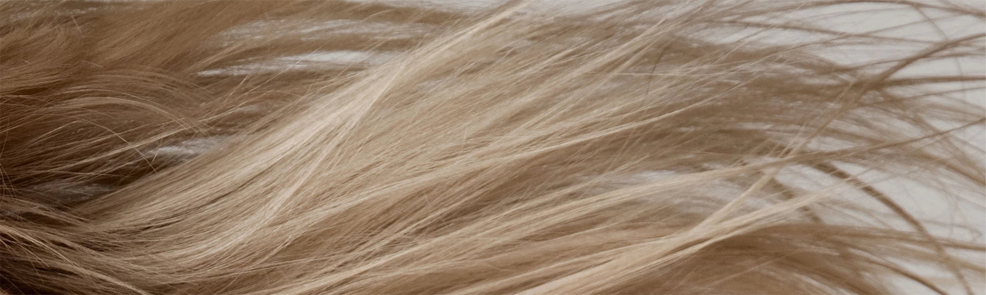 Blondiertes, brüchiges Haar