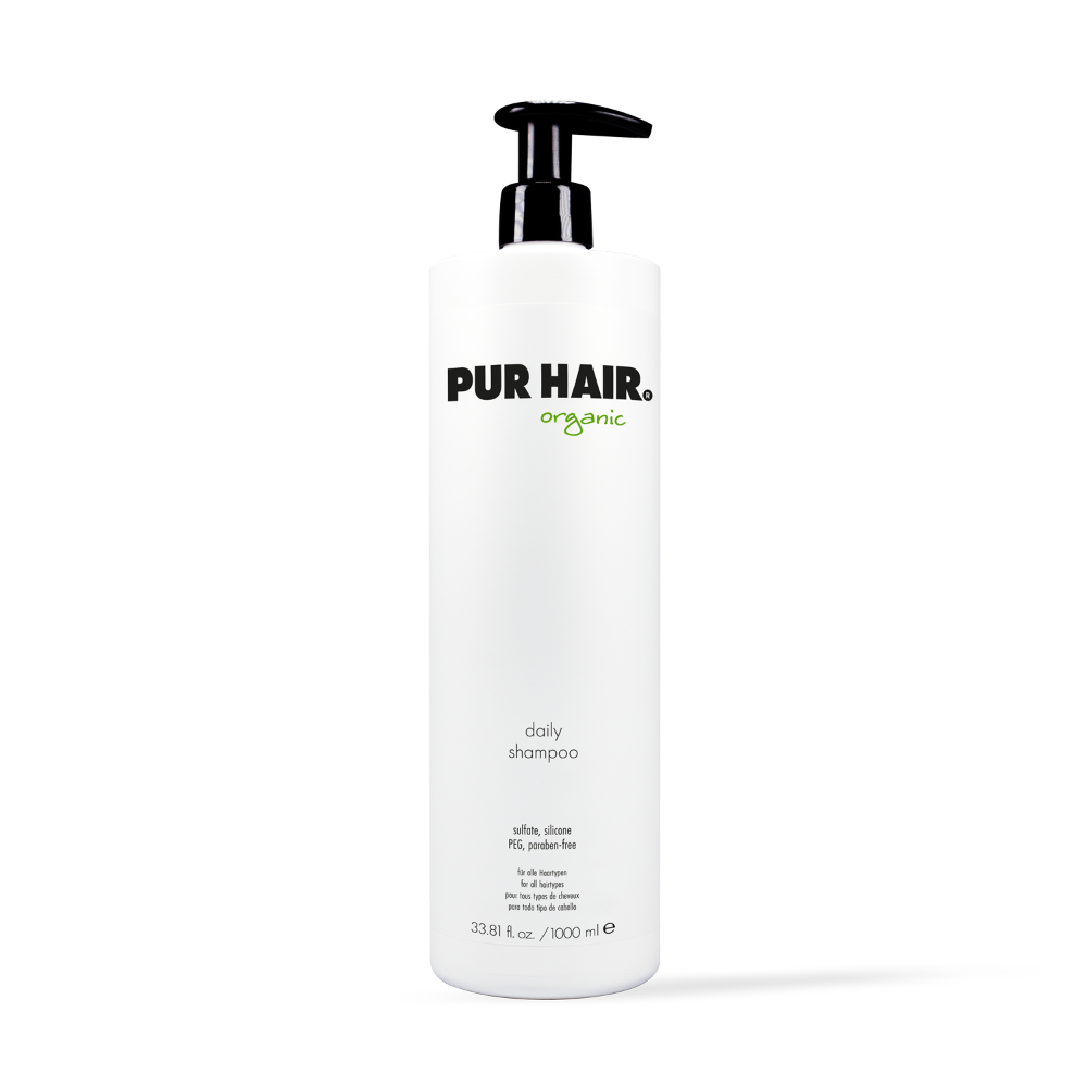 PUR HAIR Organic Daily Shampoo, 1000 ml Flasche in Weiß mit schwarzem Pumpspender