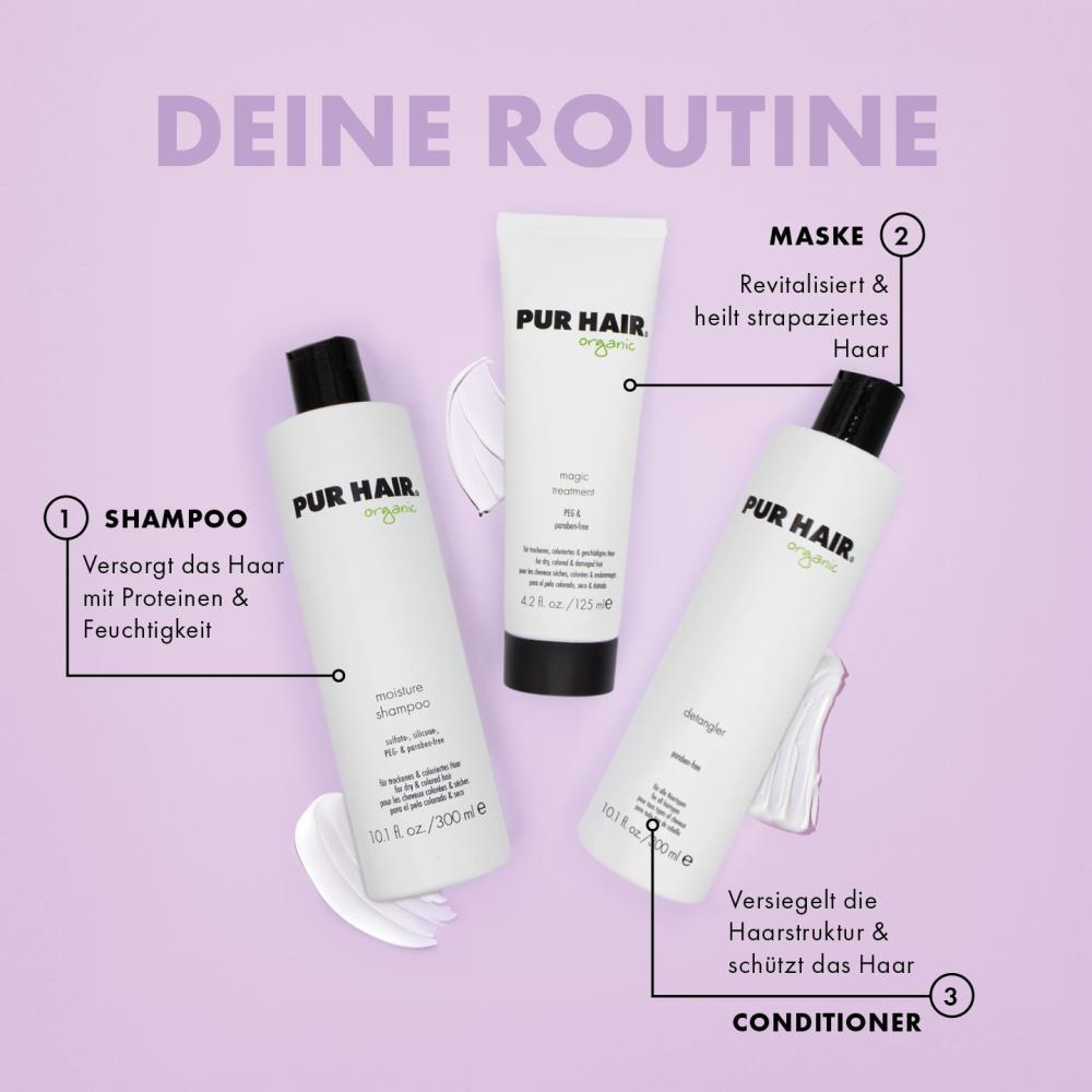 PUR HAIR Organic Haarpflegeroutine mit drei Produkten: Shampoo für Proteine und Feuchtigkeit, Maske zur Revitalisierung und Heilung strapazierten Haars, Conditioner zum Versiegeln der Haarstruktur und Schutz. Präsentiert auf lila Hintergrund mit Produktbeschriftungen