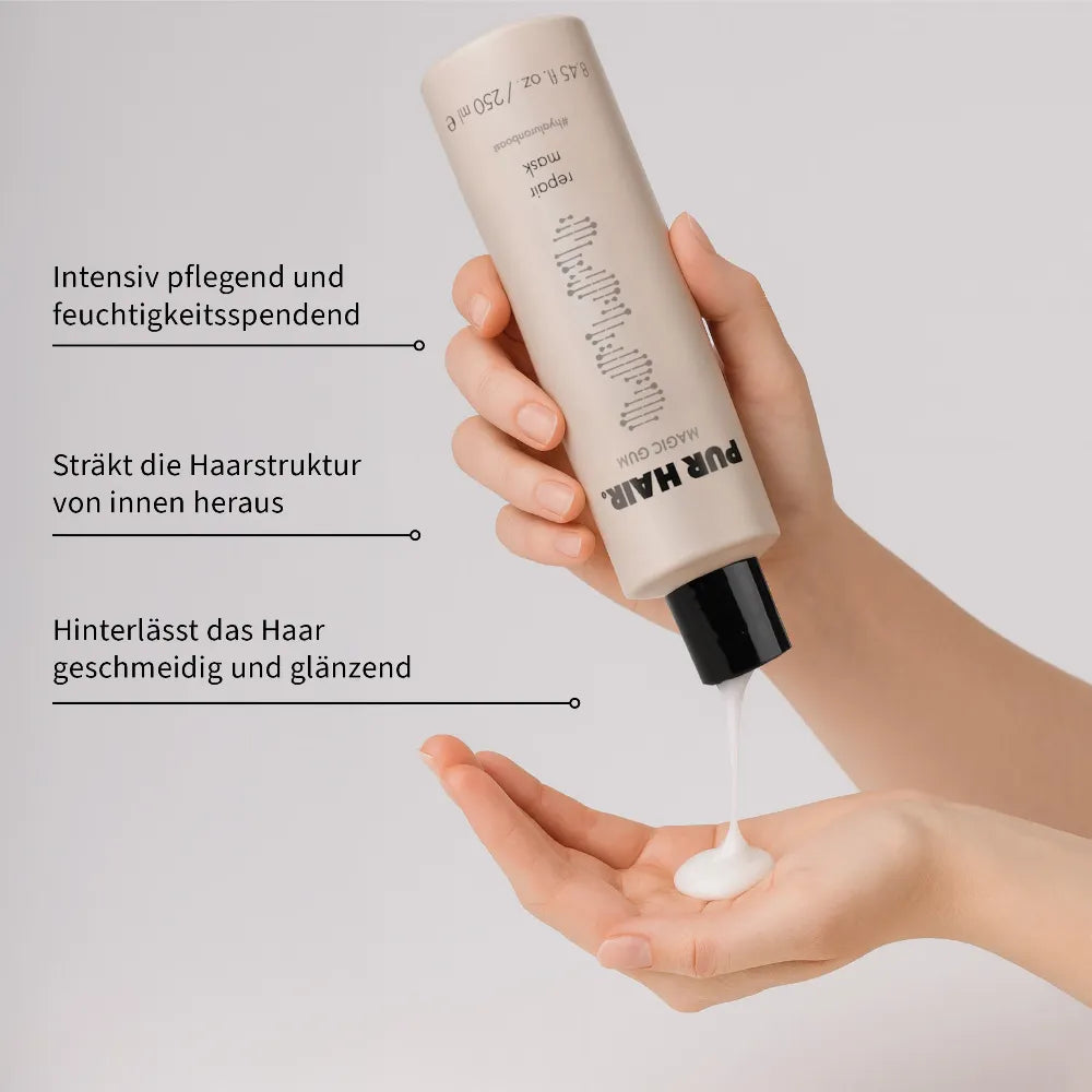 Hand drückt K-Mask in eine andere Hand. Intensiv pflegend und feuchtigkeitsspendend, stärkt die Haarstruktur von innen heraus, hinterlässt das Haar geschmeidig und glänzend.