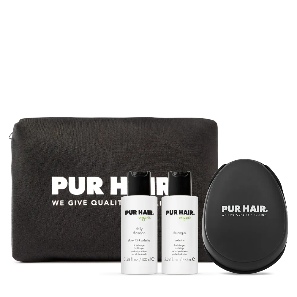 PUR HAIR Organic Travel Set Daily mit Daily Shampoo, Detangler, stylischer Kosmetiktasche und Detangler Brush – ideales Pflegeset für Reisen und Urlaub